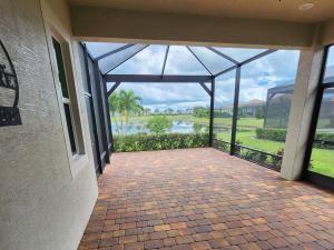 Window Cleaning in Florida